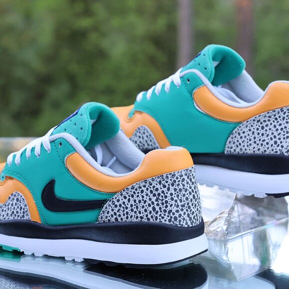 Nike Air Safari SE Emerald Green - Picture 12 of 14